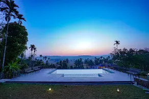 Ginberry Holidays - Image 2