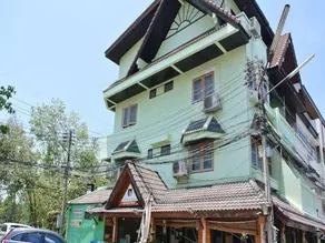 Phunyanuch Hotel - Image 5