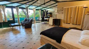 Beautiful loft for 2 with lovely terrace in a quiet location - Image 2