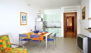 Pleasant beachside flat in Bibione - Image 2