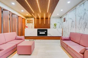 Super Townhouse Oak DLF Newtown Formerly South Square - Image 2