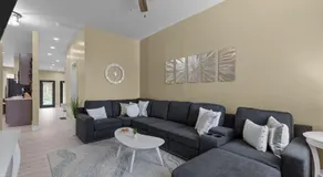 Red Brick Hideaway | JZ Vacation Rentals - Image 3