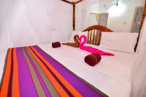 Peacock Beach Hotel Unawatuna - Image 3