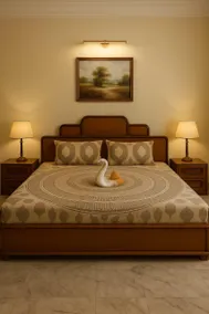 Chitrakoot Apartments - Image 4