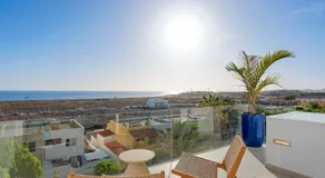 MEDANO4YOU Lava Azul Beach House - Image 5