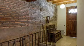 Plaza Apartamentos - Image 2