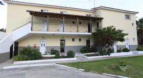 Yiannis Studios - Image 3