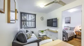 WOW Apartment on Flinders - Image 2