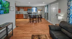 Cozy and Budget Friendly Single Bedroom in the Heart of Denver - Image 4