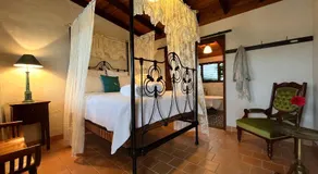 Blue Fattoria Luxury Farm Accomodation - Image 2