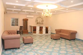 Le French Nest - Image 3