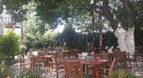 Meis Hotel - Image 4
