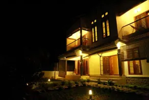 Water's Edge Villas - Image 4