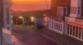 2 Bedroom Lavish Apartment Prince Street Bridlington Sleeps 5 Netflix HARBOUR LOCATION - Image 4