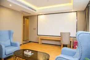Oriental Xinchen Hotel (Yiling Wanda Plaza) - Image 4