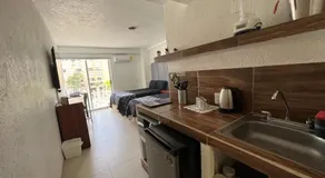 SKY INN Oficial Acapulco Suites & Condo Mediterrane - Image 3