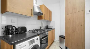 Amazing Apt with AC - West End - OXFORD STREET- Holborn - SLEEPS 6 - Image 4