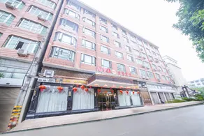 OYO Jinmao Hotel - Image 5