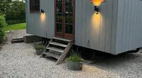 Woodside Shepherd Hut with free parking - Hawsker near whitby - Image 3