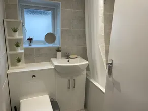2 bedroom serviced apartment A - Image 5