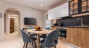 Rapanos Apartments - Image 2