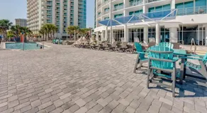 New Direct Oceanfront King 2BR ,Modern Decor,Pools - Image 2