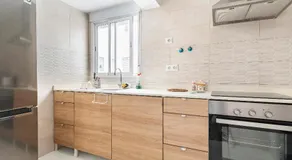 private room in shared apartment Valencia WorkStay - Image 2