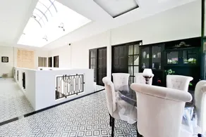 Urbanview Hotel Rumi Rooms Syariah Near RS Ortopedi Solo - Image 4