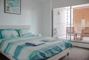 Mascot 610 Brand New 2 BR unit + Free Park - Image 2