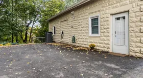 New England Nest - Modern 2BR Home with EV Charger - Image 5