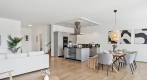 COMFORT HOMES - Premium Apartments - 15' Lucerne - Washer & Dryer - Public Transport - Parking - Image 3