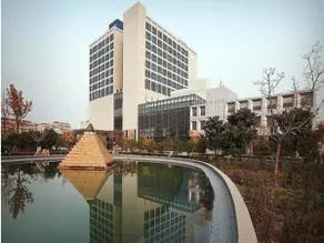 Wuxi Xizhou Garden Hotel - Image 4