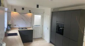 Modern 3 bed home by Glasgow airport - Image 2