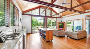 Serenity - Mudjimba - Pet Friendly Holiday Home - Image 3