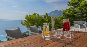 Luxury beachfront Villa Glorious Brela with pool and jacuzzi - Image 5