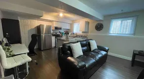 2 BD basement Apt - 15-20 Minutes to Niagara Falls,CA - Image 2