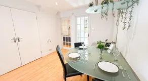 Spacious Detached Houses with FREE PARKING near Little Venice, Paddington & Hyde Park by Staylio London - Image 4