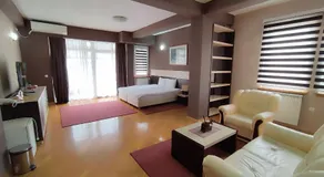Premier Hotel - Image 2