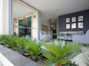 The Hotel 48 - Image 3