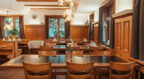Hotel Restaurant Kreuz - Image 4
