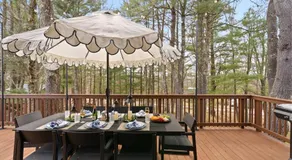 Velvet Timber Haus | HotTub, Sauna, Firepit, Games - Image 4