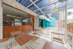 Sans Hotel Suryakencana Bogor - Image 2