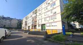 White Harmony Apartment - Image 4