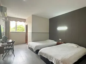 Jixi Motel Business Hotel - Image 4