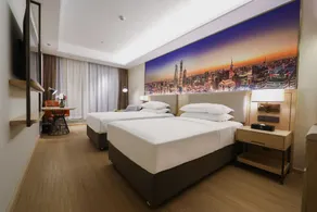 Vienna International Hotel (Xi'an East Chang'an Street subway station store) - Image 2