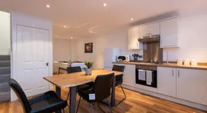 Beautiful Cottage in Durham with Pool Table - Image 3