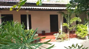 Suman Beach Rooms - Image 5