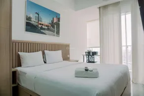 Elegant Studio Pacific Garden Apartment near Alam Sutera By Travelio - Image 2