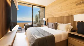 Private Hot Tub - Ocean View - GYM - Free Parking - Image 2