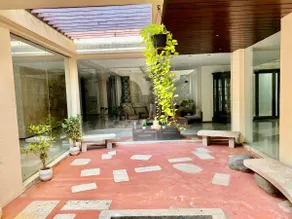 Cozycasa By Nattis group 4 BR - Jacuzzi & private garden - Image 4